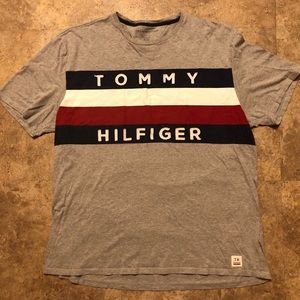 NEW SCHOOL BIG FLAG TOMMY SHIRT